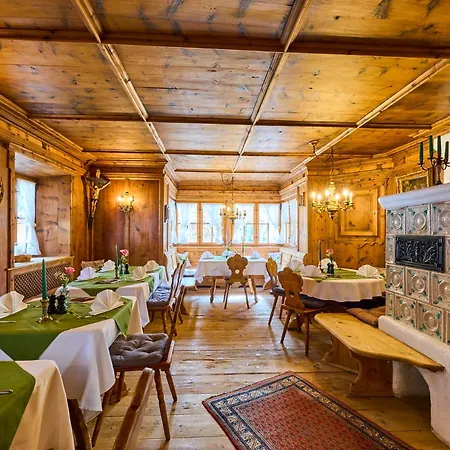 Waldgasthof Buchenhain 3*