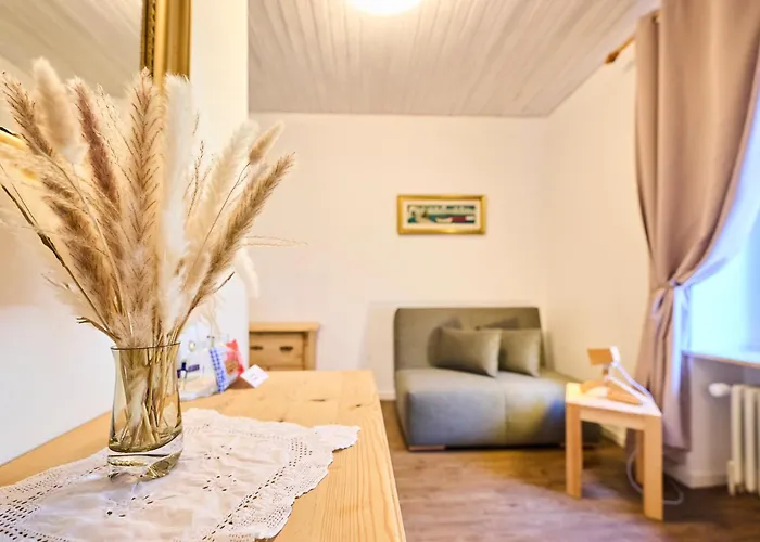 Waldgasthof Buchenhain Otel