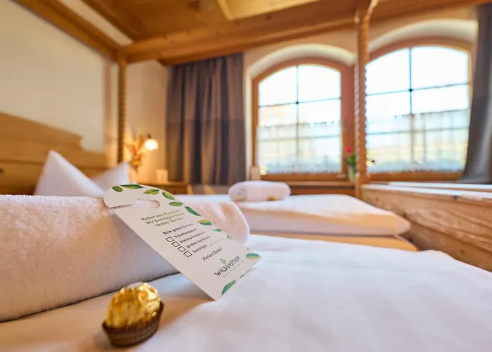 Waldgasthof Buchenhain 3*