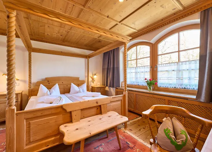Otel Waldgasthof Buchenhain 3*