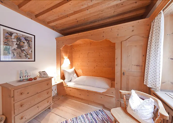 Waldgasthof Buchenhain Otel 3*