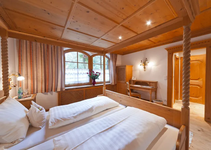 Waldgasthof Buchenhain 3*