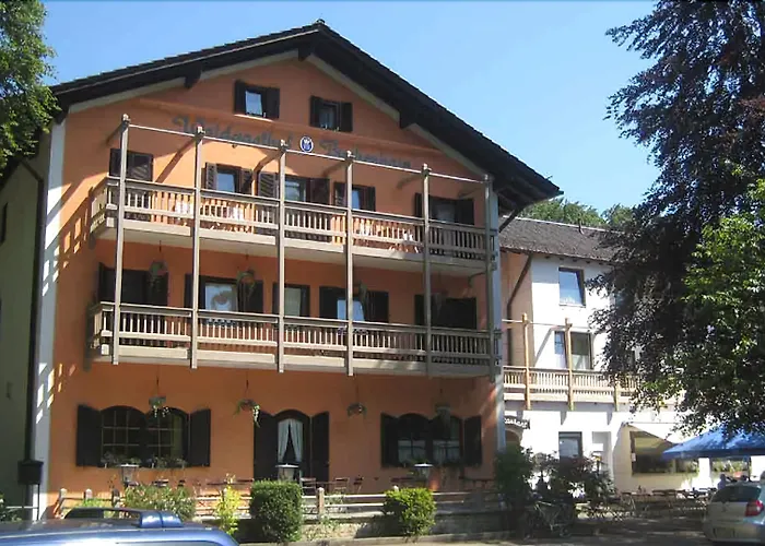 Otel Waldgasthof Buchenhain 3*