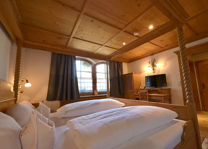 Otel Waldgasthof Buchenhain 3*