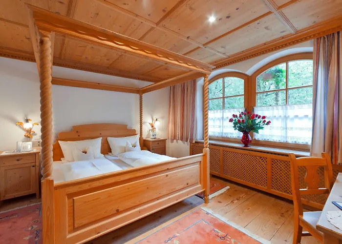 Otel Waldgasthof Buchenhain 3*