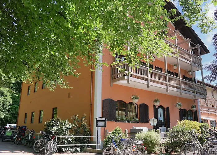 Otel Waldgasthof Buchenhain 3*