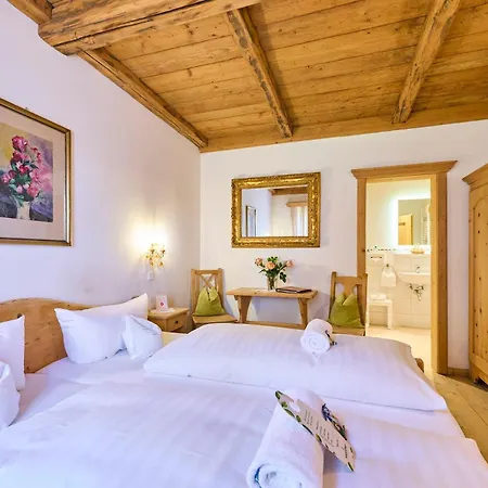 Waldgasthof Buchenhain Szálloda 3*