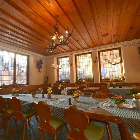 מלון Waldgasthof Buchenhain